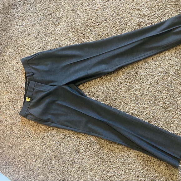 ANN TAYLOR Dress Slacks: Excellent Used Condition. Size 8 - Picture 5 of 9